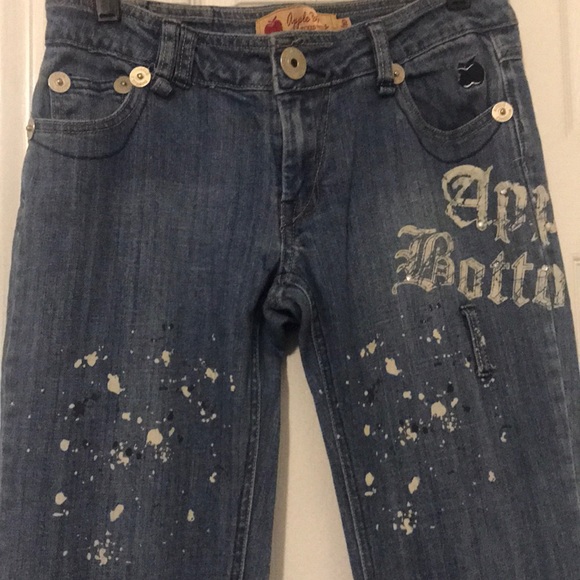 Jeans - Picture 3 of 4